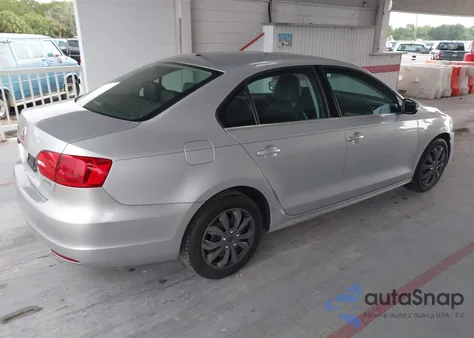 2013 Volkswagen Jetta 2.5L Se from USA, damaged, VIN 3VWDP7AJ6DM413781